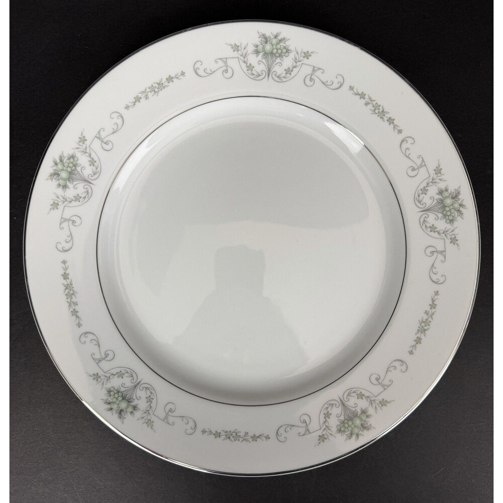 Vintage Rose China Gainsborough Dinner Plate, Mid Century Grannycore Cottagecore